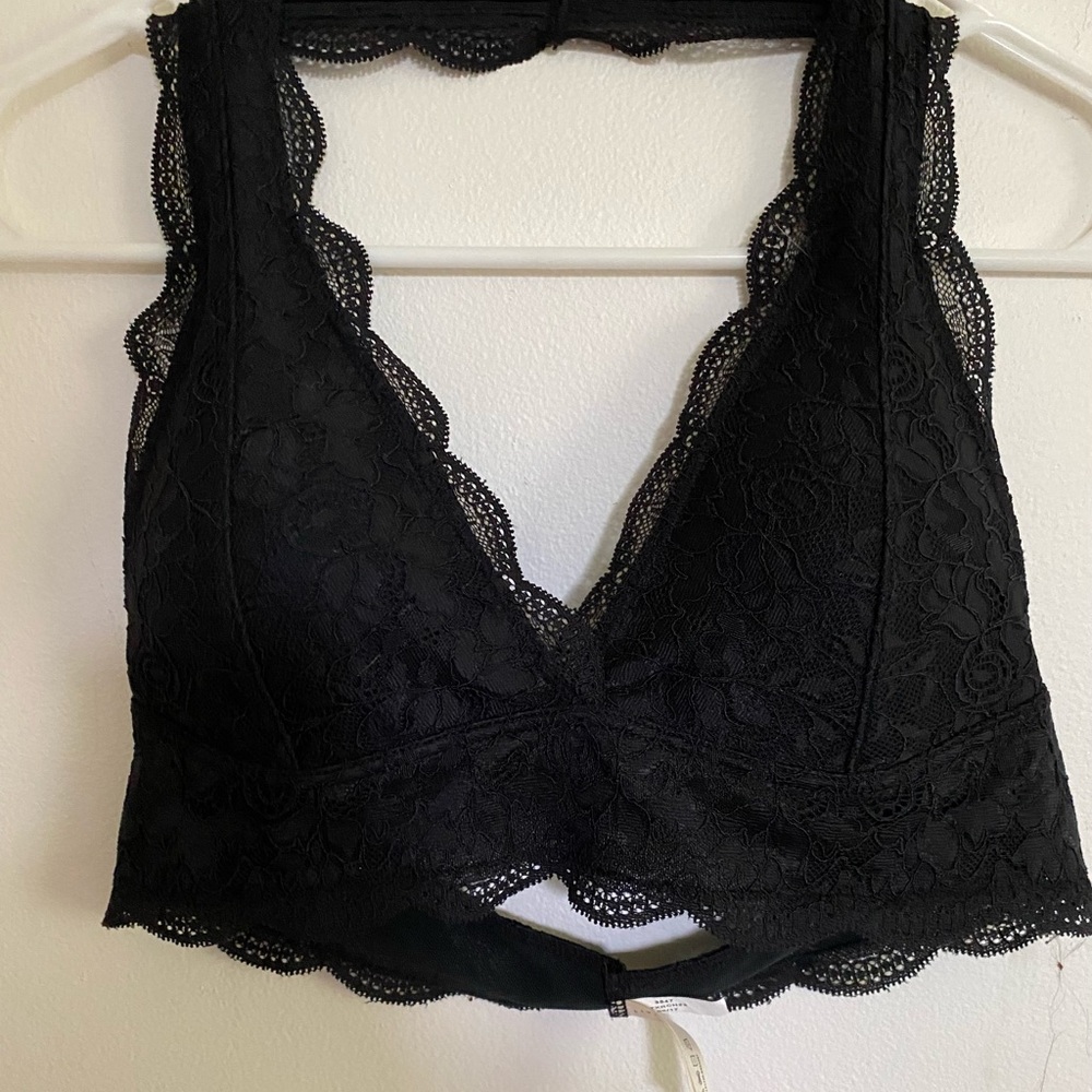 Aeropostale Black Lace Bra with Underwire and Adjustable Straps